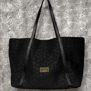 Mezzi Elegant Black Tote Bag